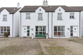 Strand Cottages Ballycastle Seafront